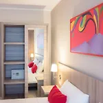 Guest house Art Nel Cuore Di 4*