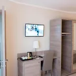Guest house Art Nel Cuore Di 4*