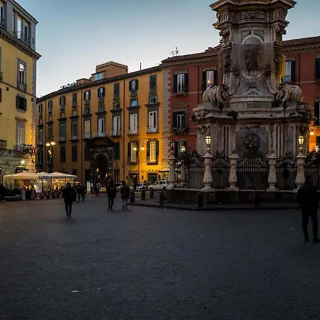 Art Nel Cuore Di Gæstehus Napoli