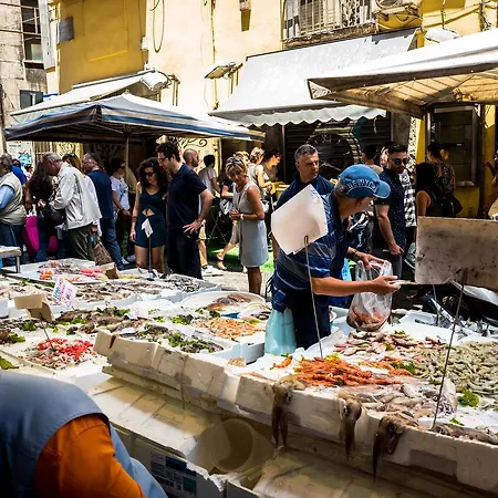 Art Nel Cuore Di Gæstehus Napoli