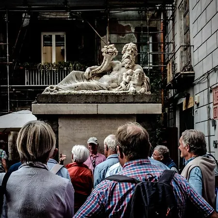 Gæstehus Art Nel Cuore Di Napoli