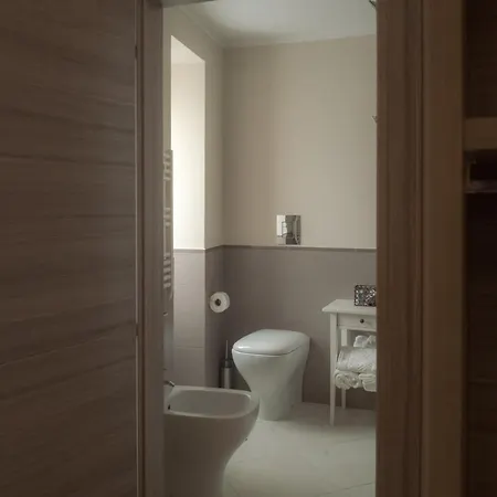 Art Nel Cuore Di 4* Naples