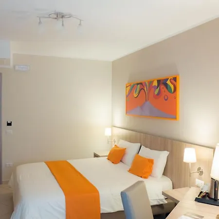 Art Nel Cuore Di Naples